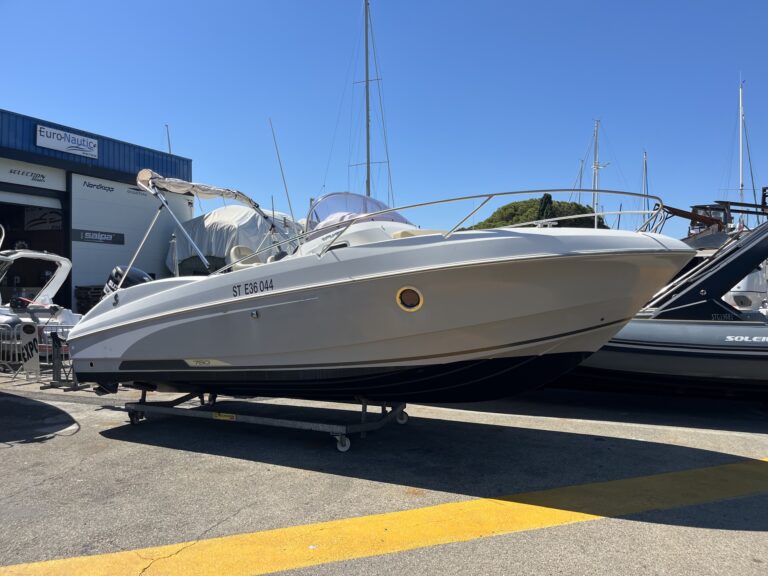 BENETEAU FLYER 750 SUNDECK (9)